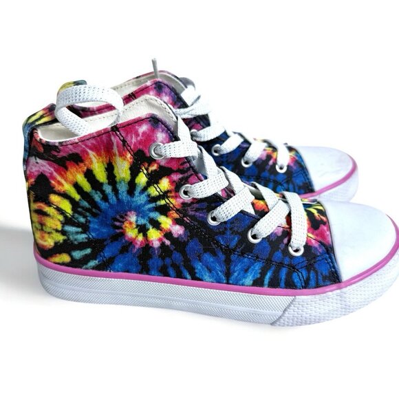 The Children’s Place Kids High Top Sneakers Size 3 – Tie Dye - Picture 1 of 7